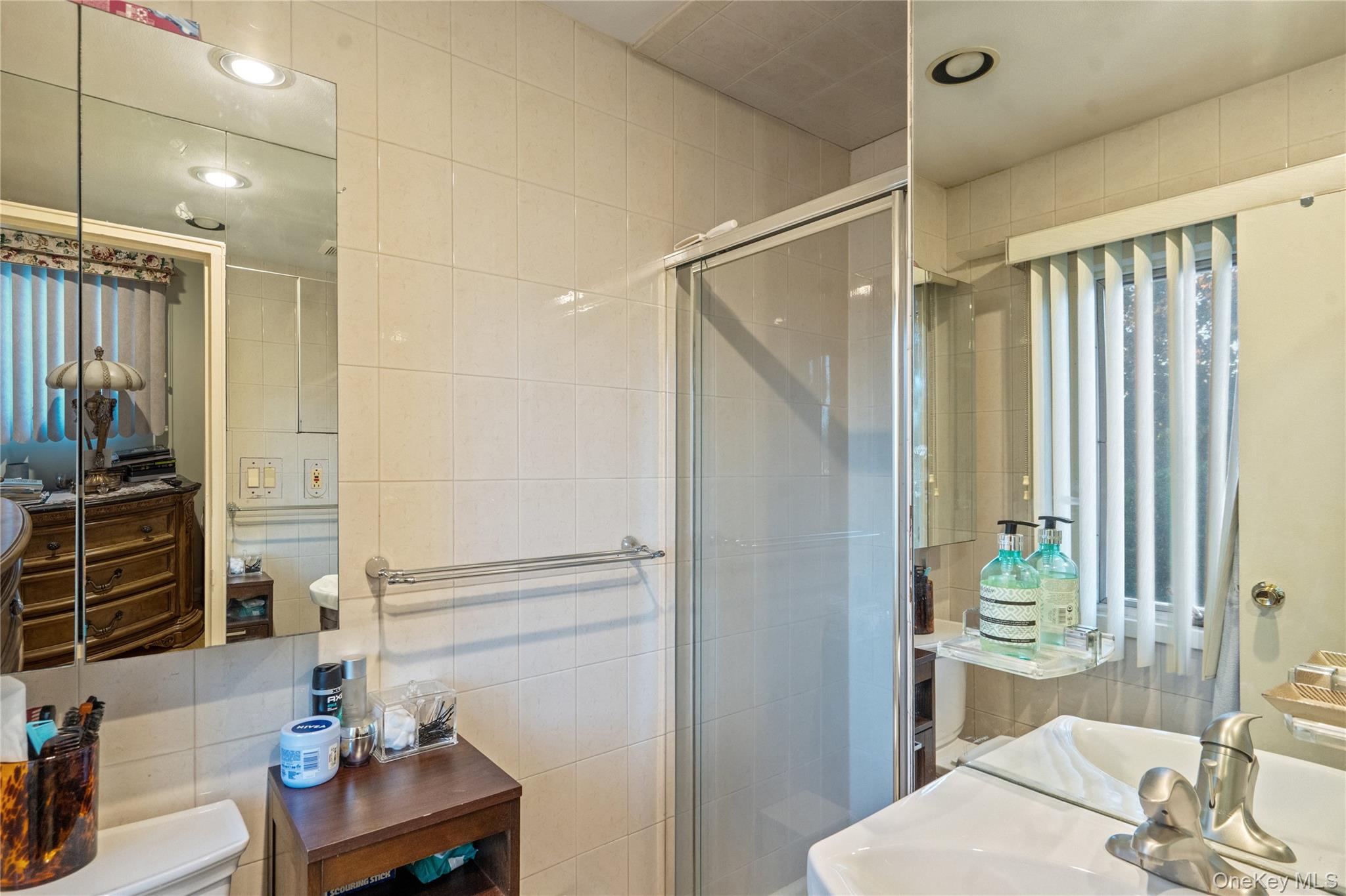 #16 photo, 48 Fairfield Drive, Dix Hills , NY 11746