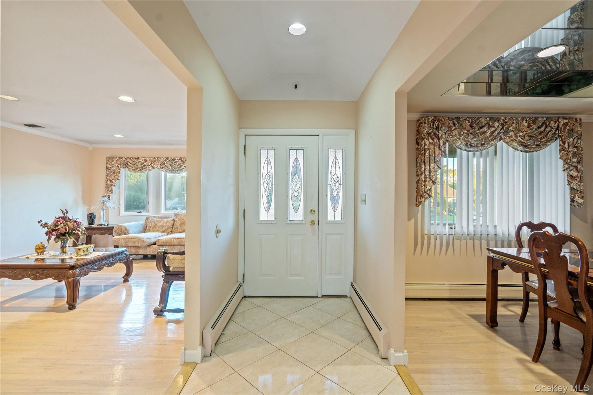 #4 photo, 48 Fairfield Drive, Dix Hills , NY 11746