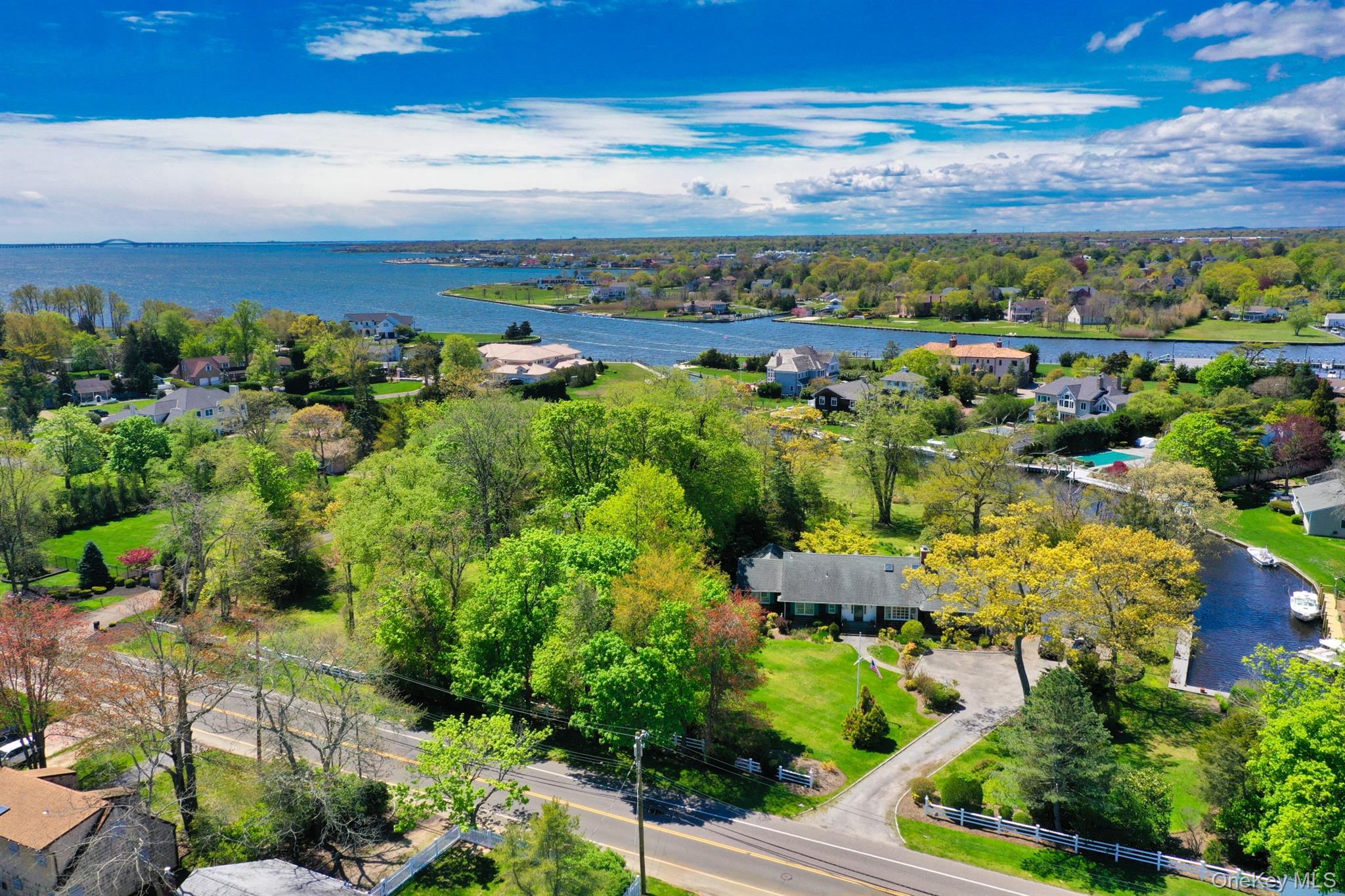 #1 photo, 272 Ocean Avenue, Islip , NY 11751