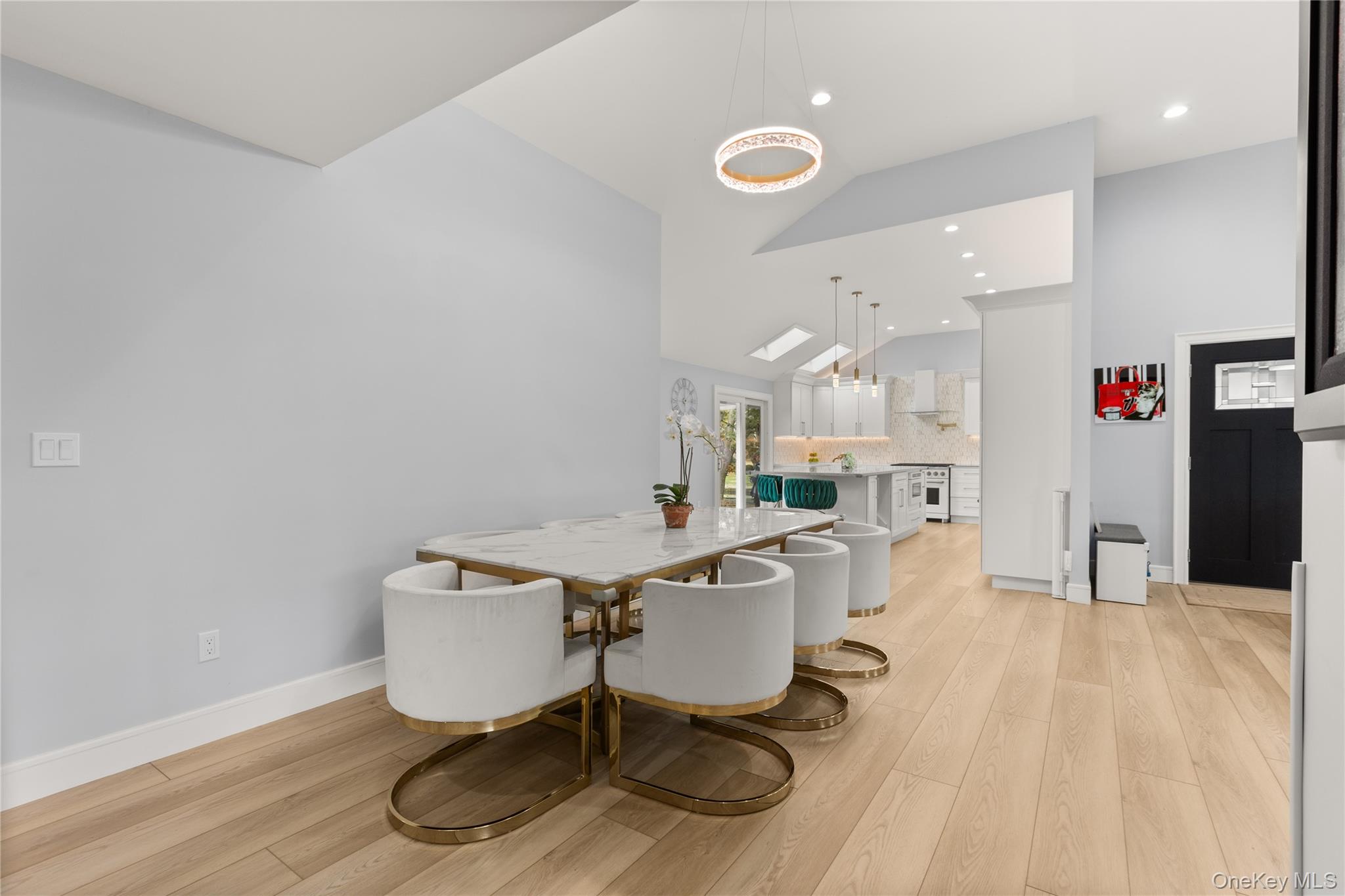 #12 photo, 272 Ocean Avenue, Islip , NY 11751