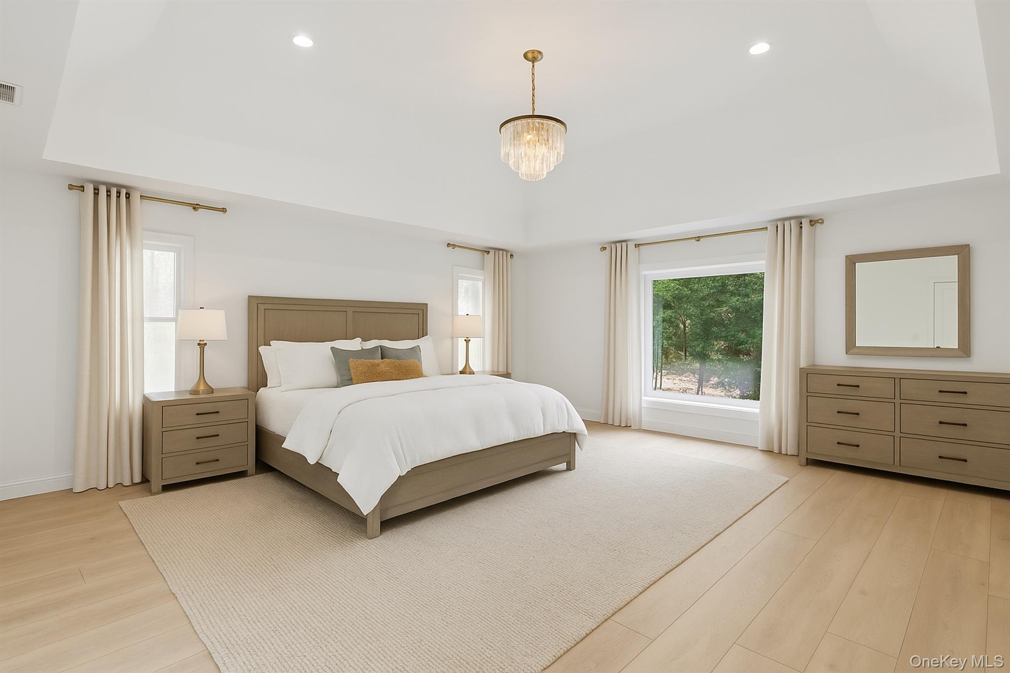 #17 photo, 272 Ocean Avenue, Islip , NY 11751