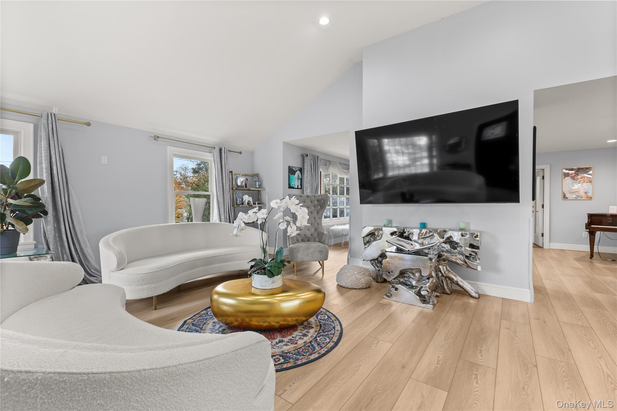 #7 photo, 272 Ocean Avenue, Islip , NY 11751