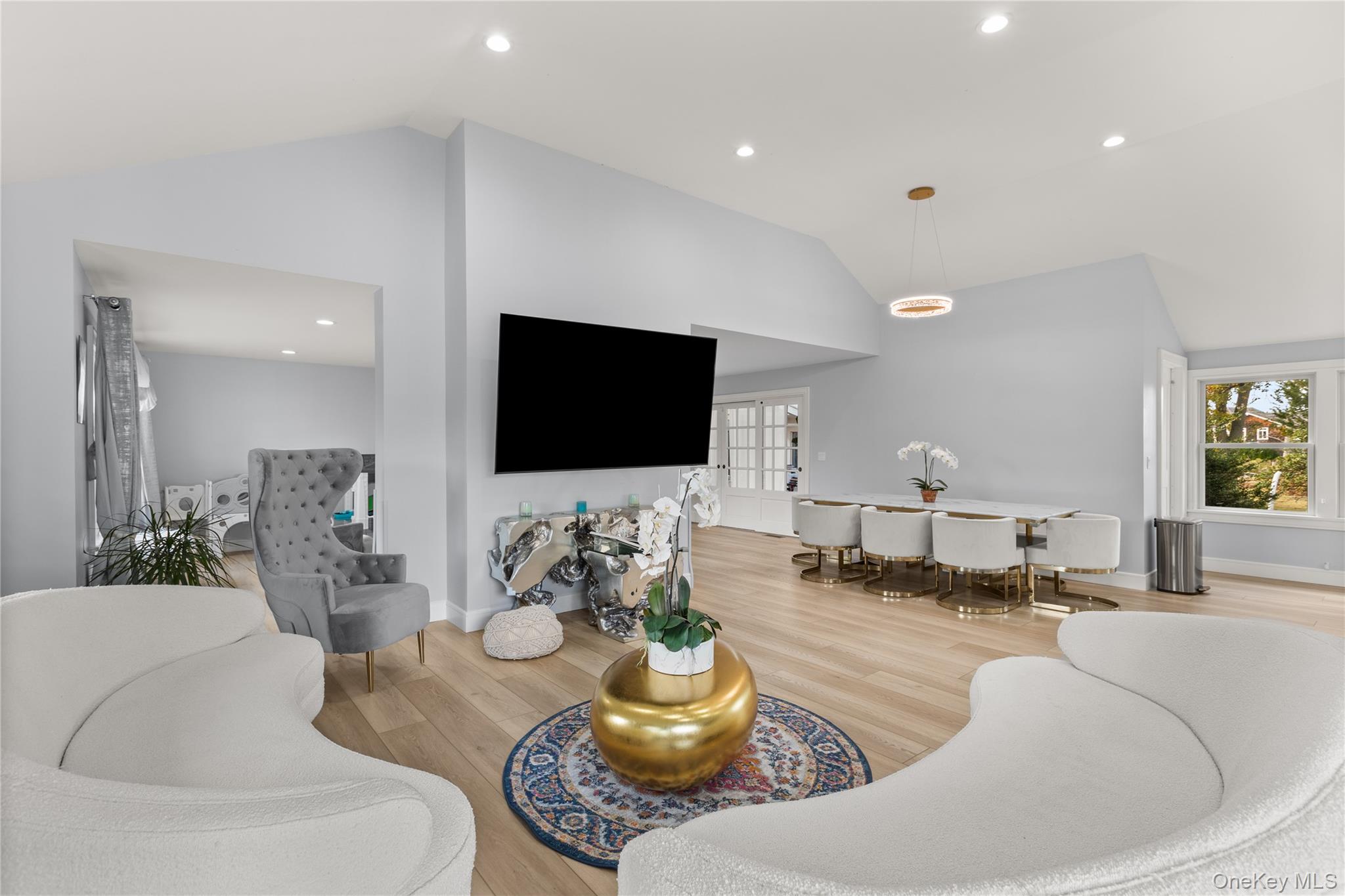 #8 photo, 272 Ocean Avenue, Islip , NY 11751