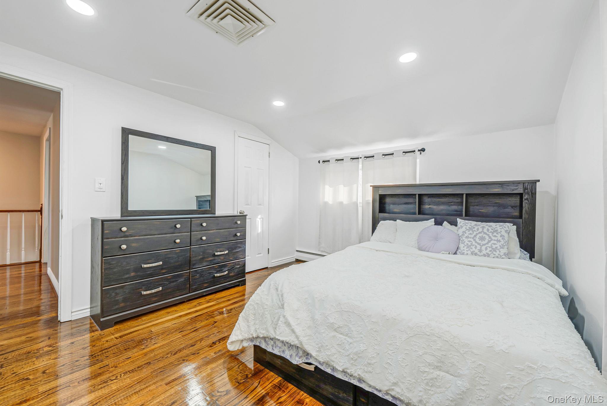 #14 photo, 177 Sherman Street, Brentwood , NY 11717