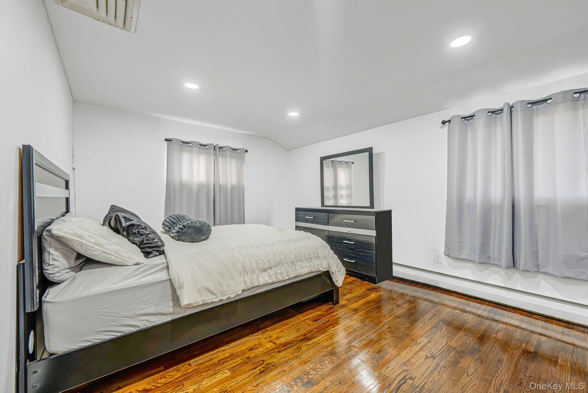 #17 photo, 177 Sherman Street, Brentwood , NY 11717