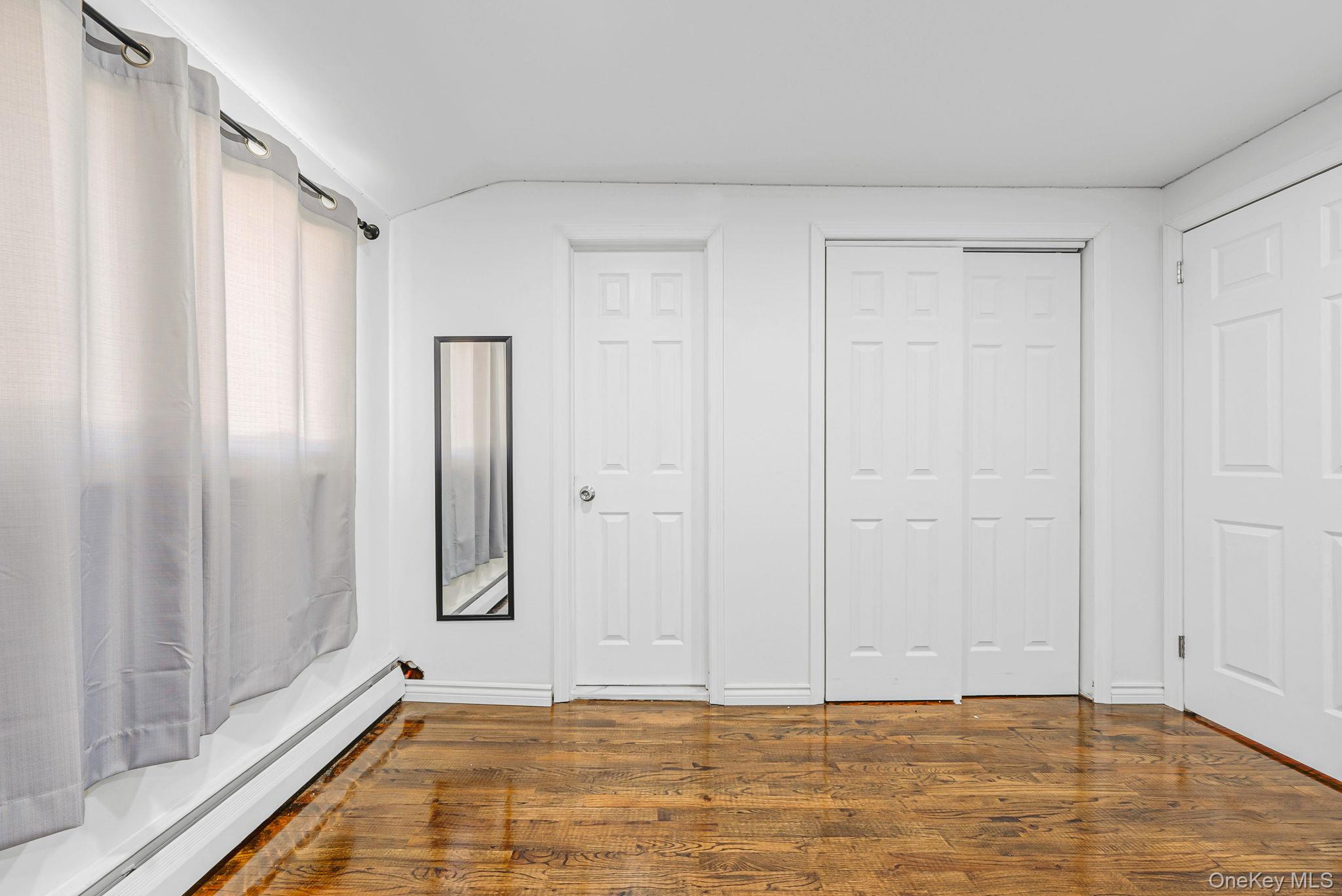 #18 photo, 177 Sherman Street, Brentwood , NY 11717