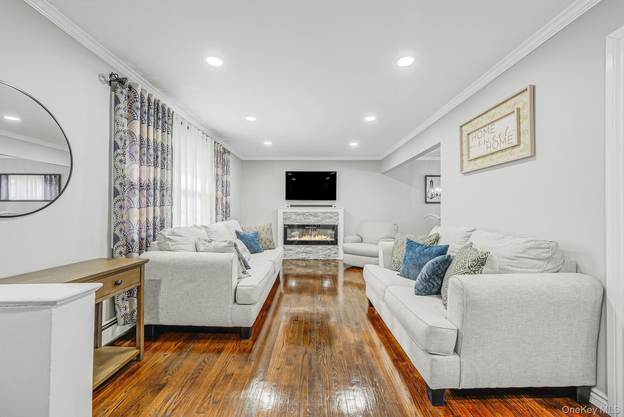 #5 photo, 177 Sherman Street, Brentwood , NY 11717