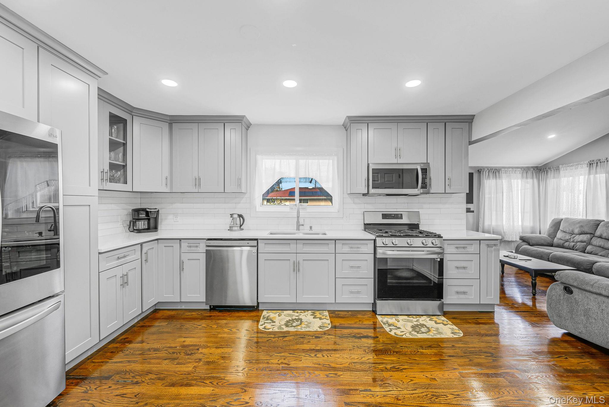 #9 photo, 177 Sherman Street, Brentwood , NY 11717