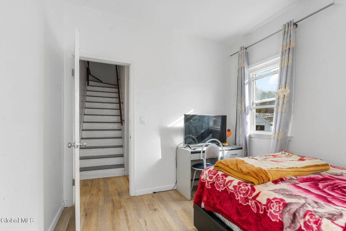 #21 photo, 420 Route 146, Guilderland , NY 12085