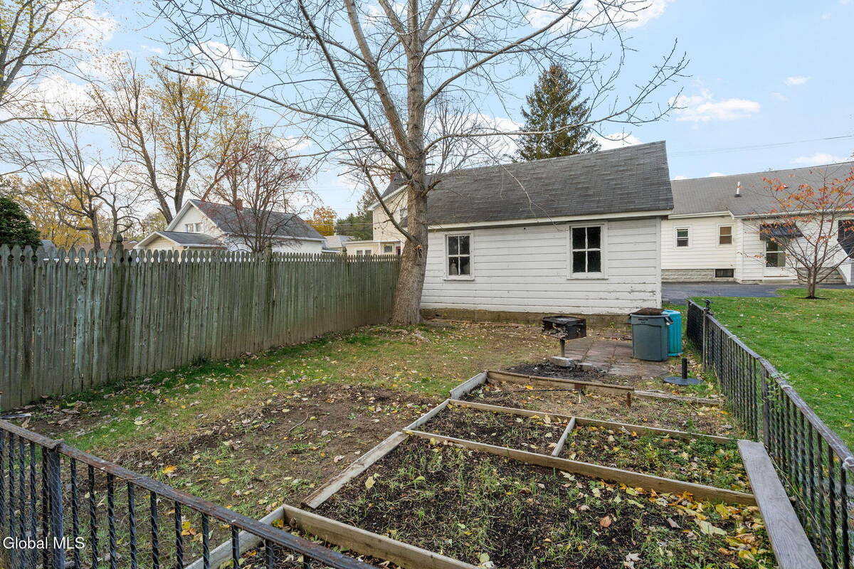 #42 photo, 420 Route 146, Guilderland , NY 12085