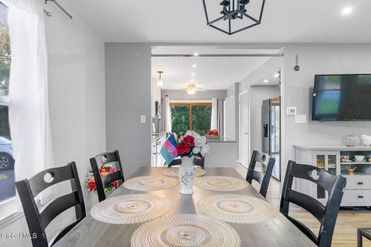 #8 photo, 420 Route 146, Guilderland , NY 12085