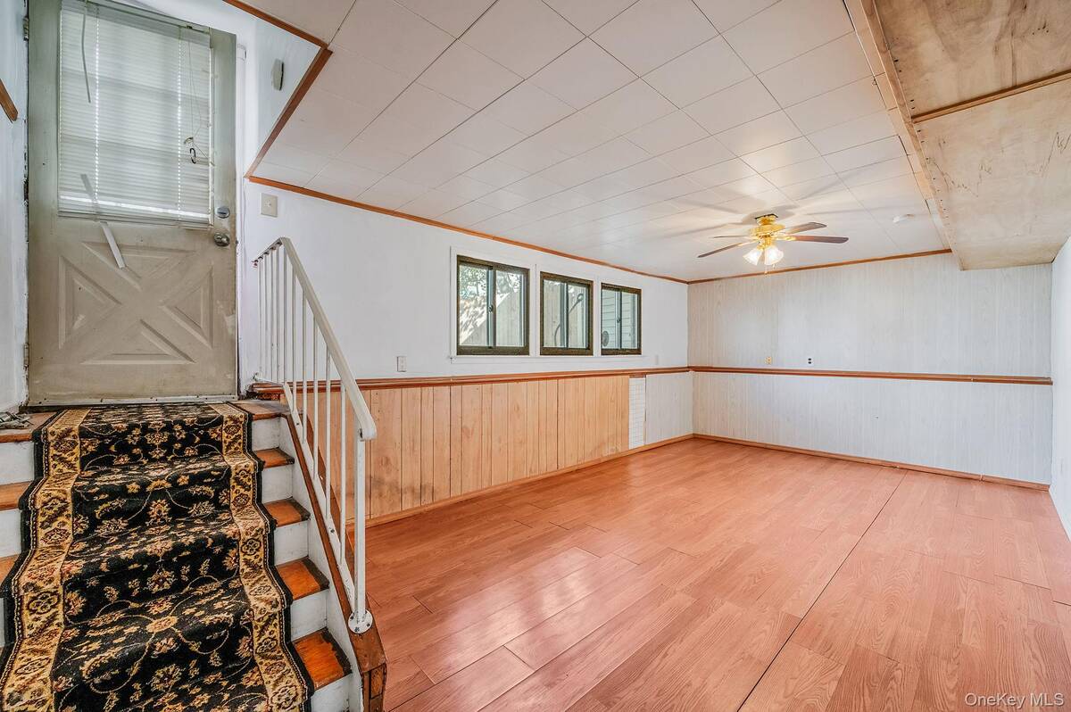 #35 photo, 1401 Race Avenue, サフォーク郡 Medford , NY 11763