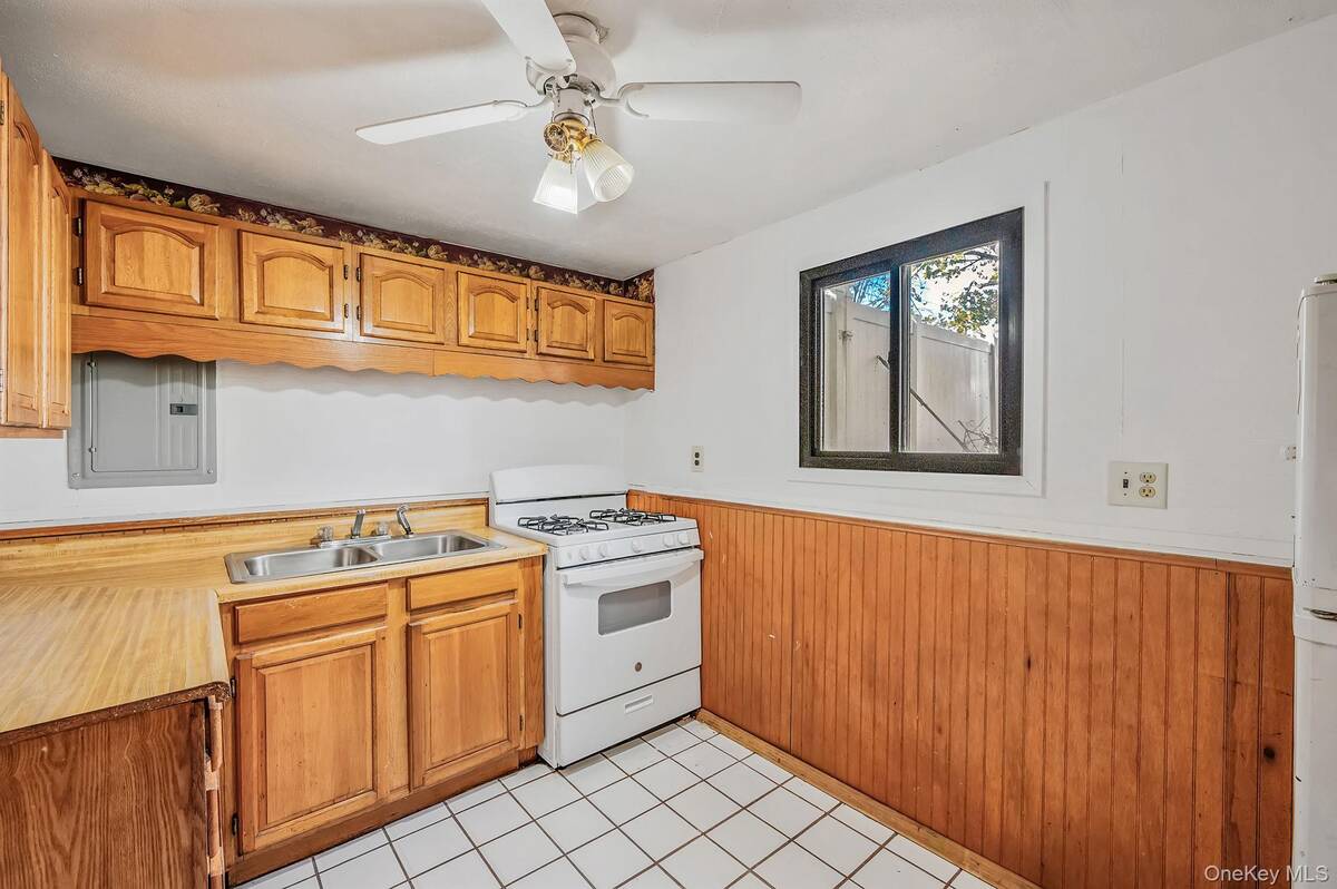 #38 photo, 1401 Race Avenue, サフォーク郡 Medford , NY 11763