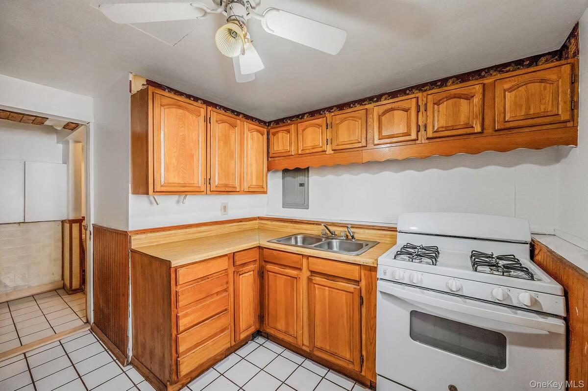 #39 photo, 1401 Race Avenue, サフォーク郡 Medford , NY 11763