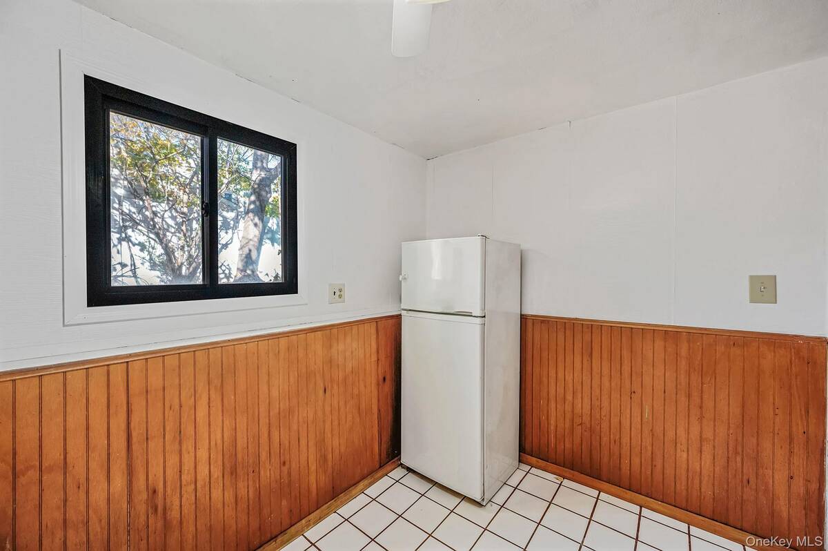 #40 photo, 1401 Race Avenue, サフォーク郡 Medford , NY 11763