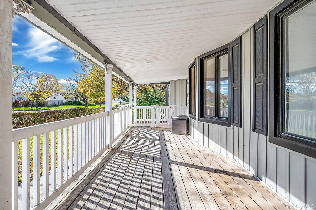 #6 photo, 1401 Race Avenue, サフォーク郡 Medford , NY 11763