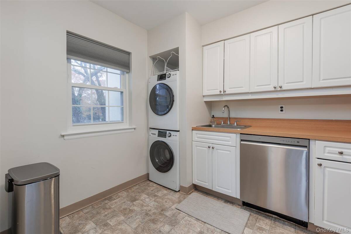 #8 photo, 655 Middle Country Road, #5C2, サフォーク郡 Coram , NY 11727