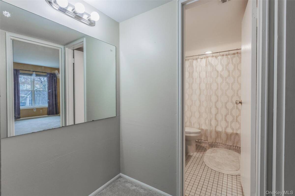 #9 photo, 655 Middle Country Road, #5C2, サフォーク郡 Coram , NY 11727