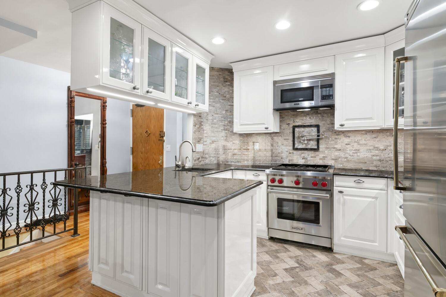 #3 photo, 334 W 89TH Street, Upper West Side , NY 10024