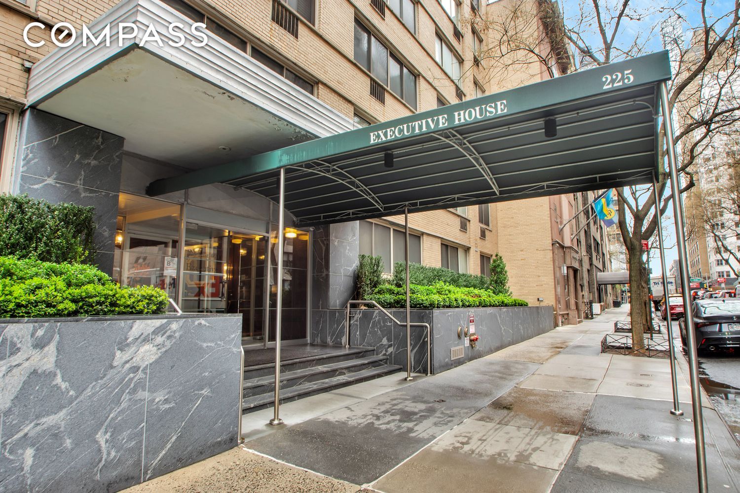 #18 photo, 225 E 46th Street, Midtown East , NY 10017