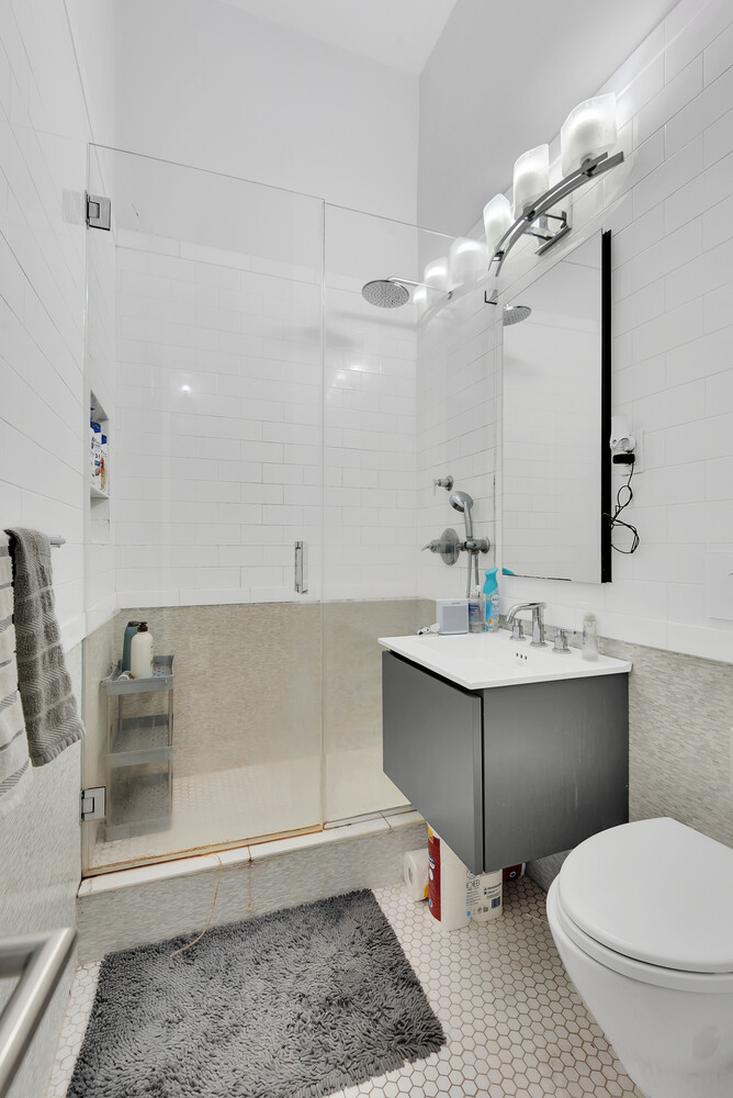 #7 photo, New York City, Turtle Bay , NY 10017