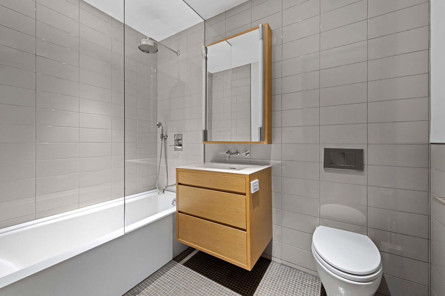 #11 photo, 71 READE Street, Tribeca , NY 10007