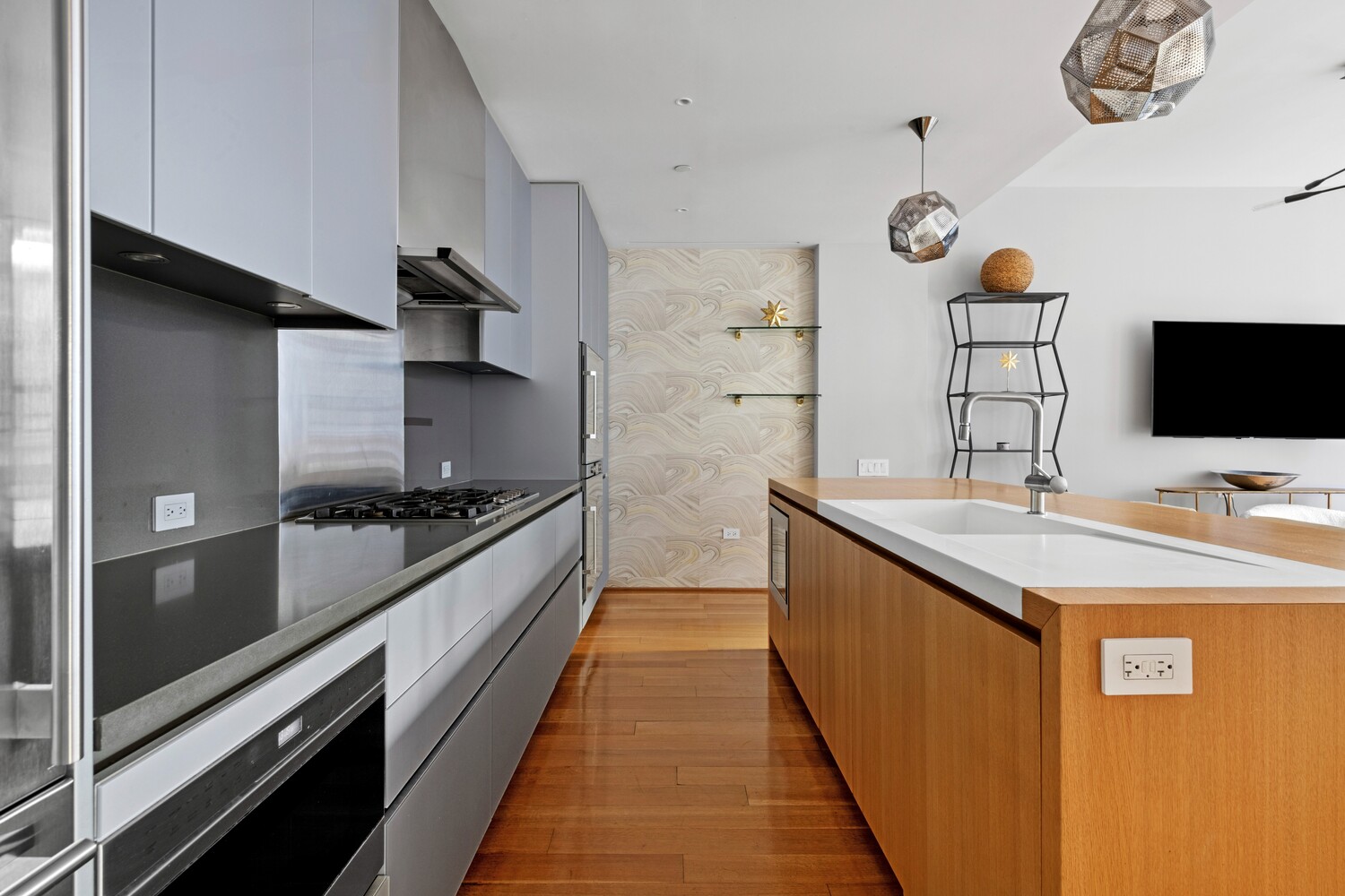 #6 photo, 71 READE Street, Tribeca , NY 10007