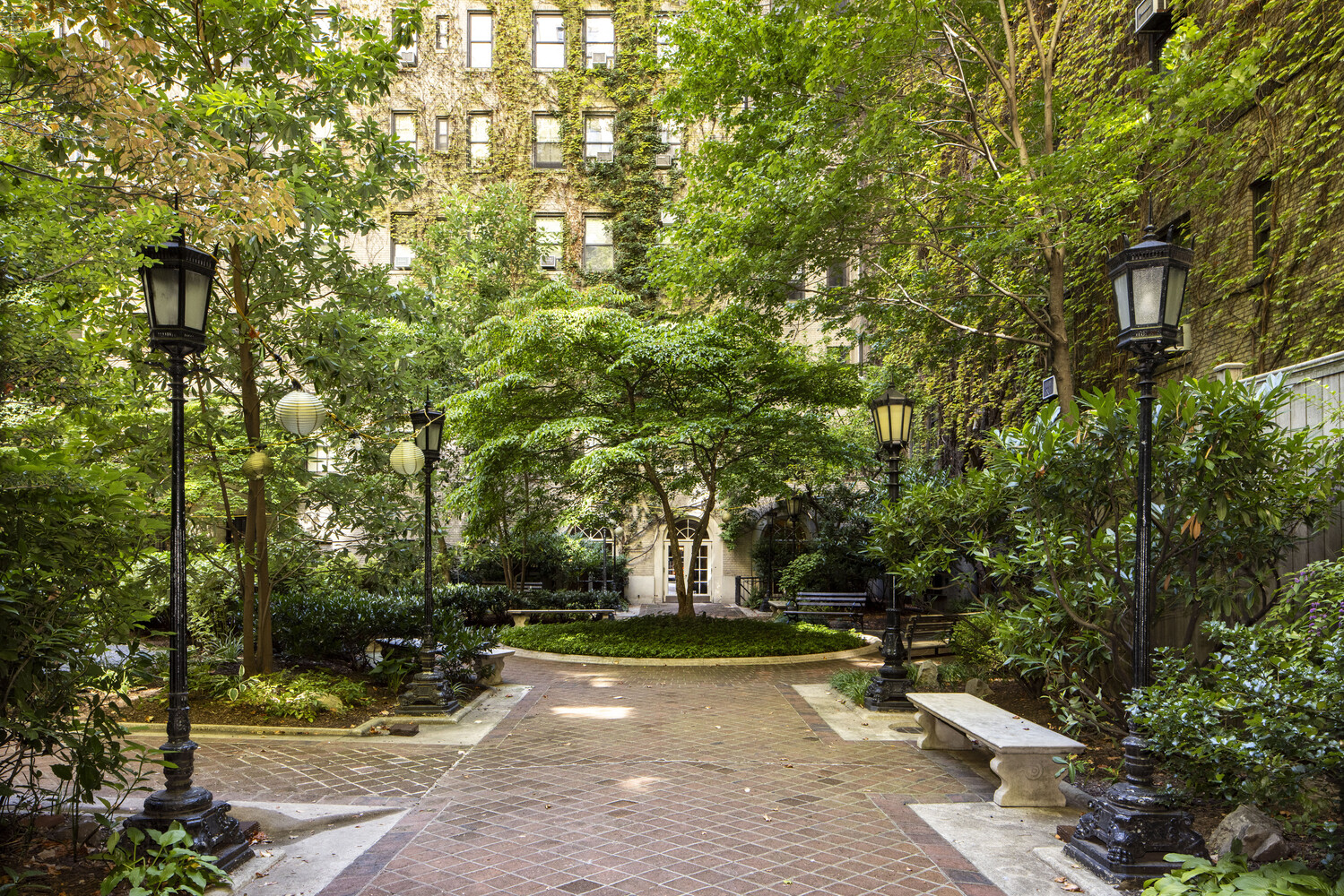 #13 photo, 210 W 90TH Street, Upper West Side , NY 10024