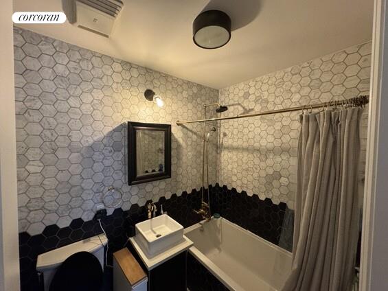 #4 photo, Brooklyn, Williamsburg,North , NY 11211