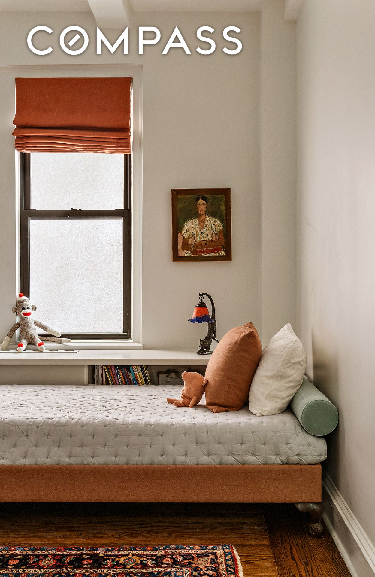 #9 photo, 21 E 10th Street, Greenwich Village , NY 10003