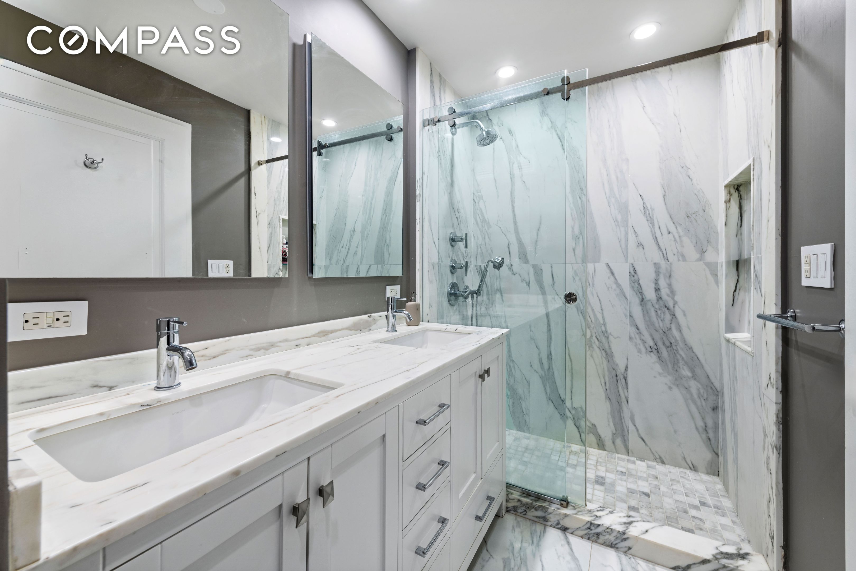 #11 photo, 404 E 76th Street, Lenox Hill , NY 10021