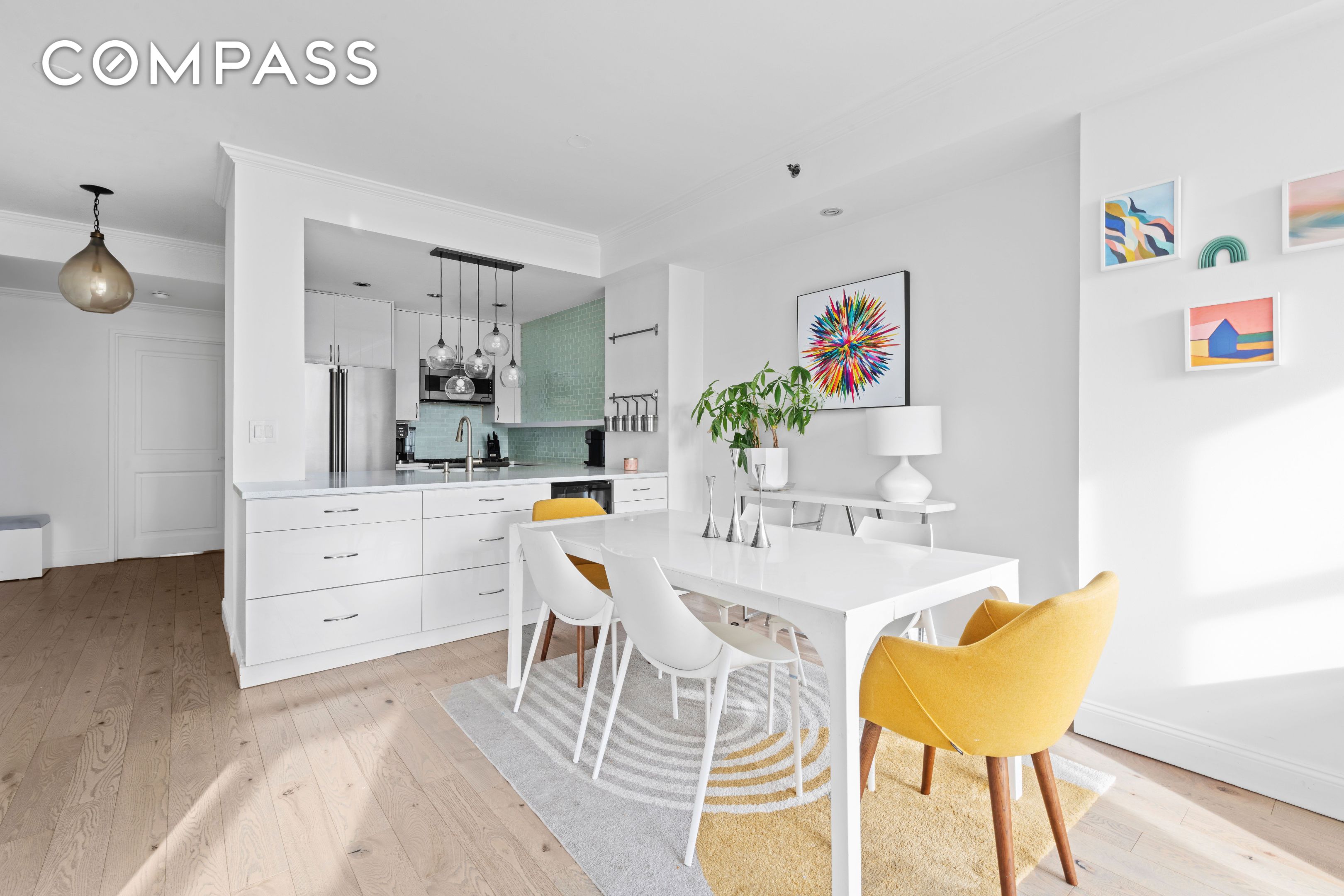 #4 photo, 404 E 76th Street, Lenox Hill , NY 10021