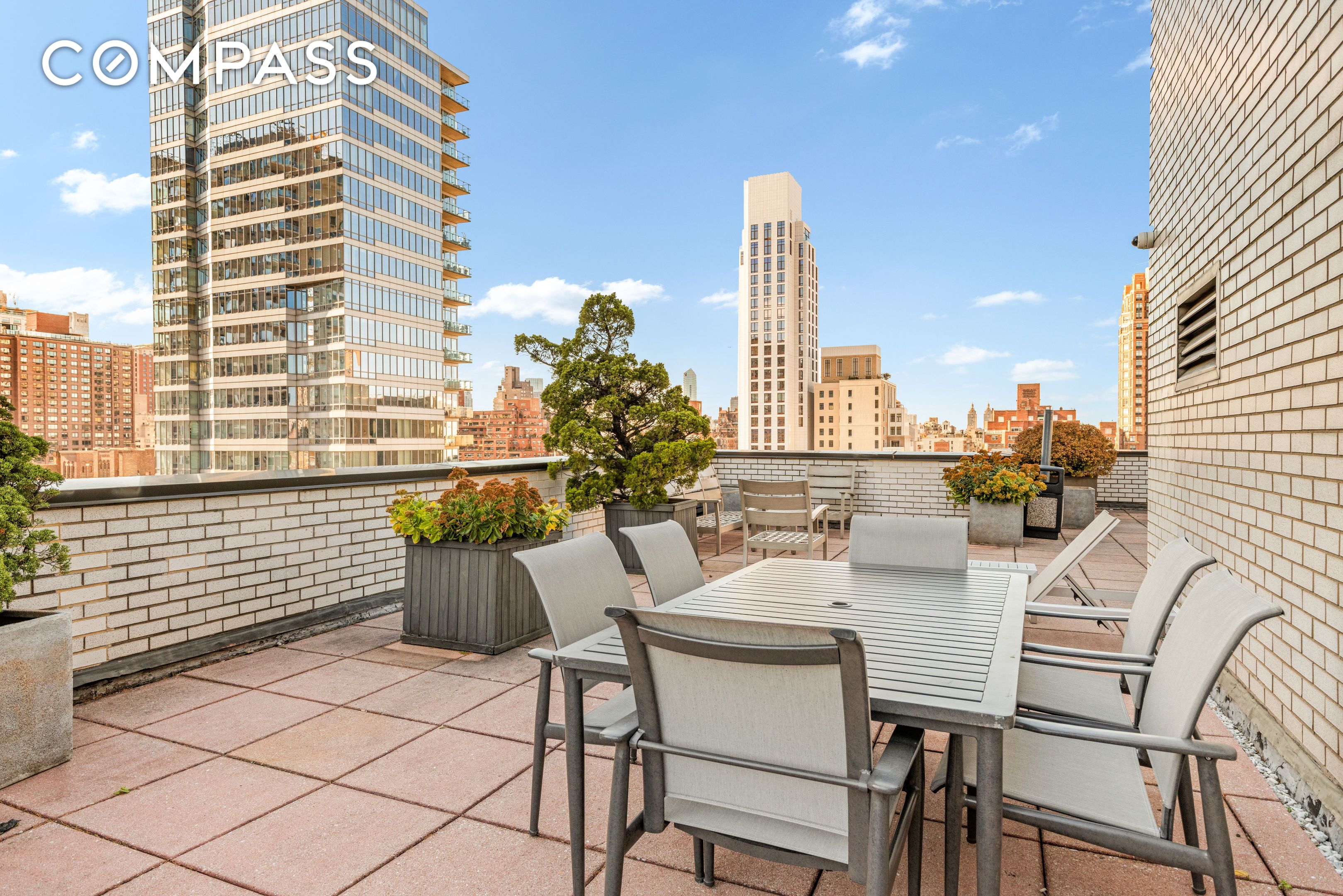 #6 photo, 301 E 75th Street, Lenox Hill , NY 10021