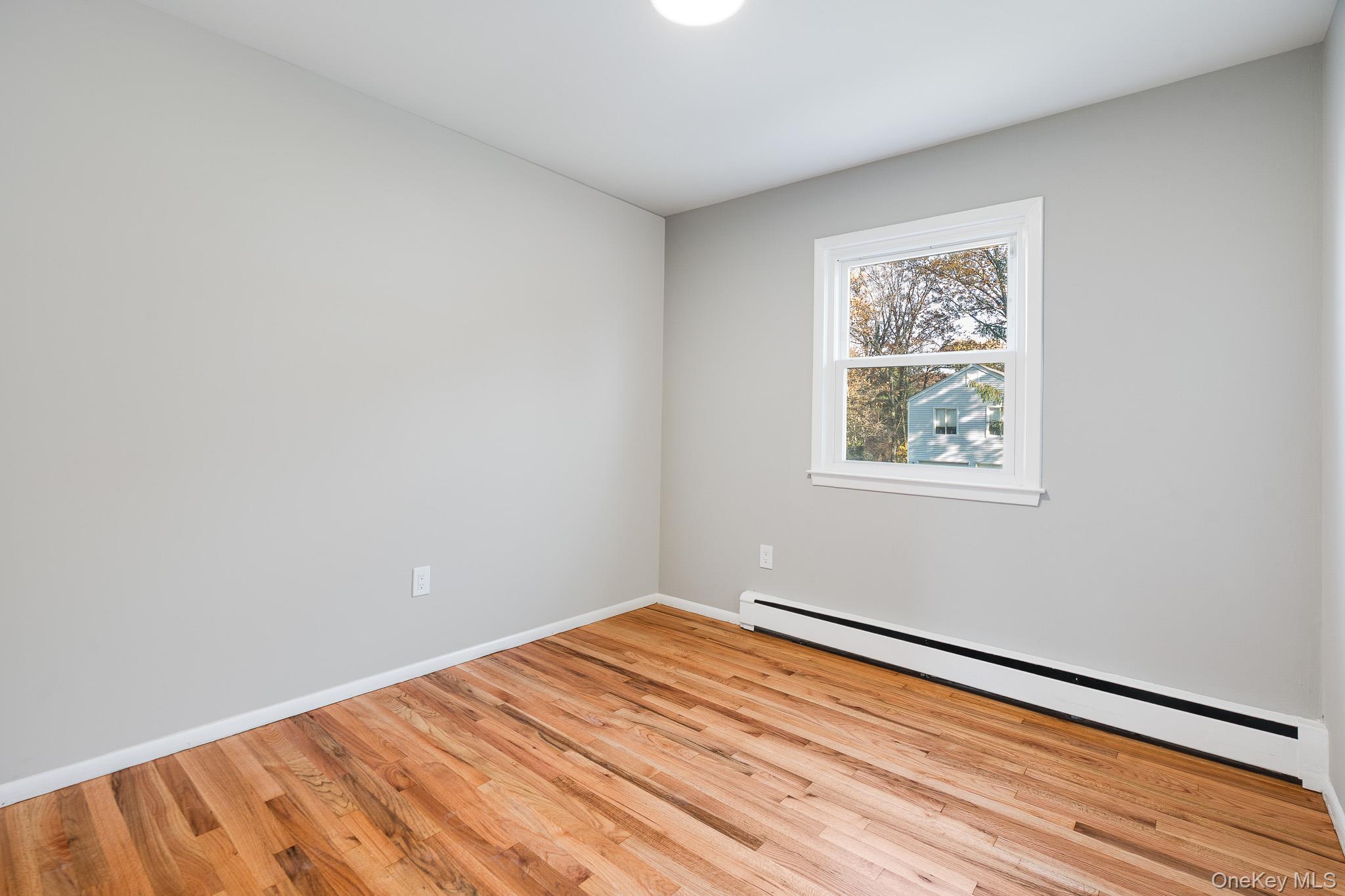 #14 photo, 321 Nina Street, New Windsor , NY 12553