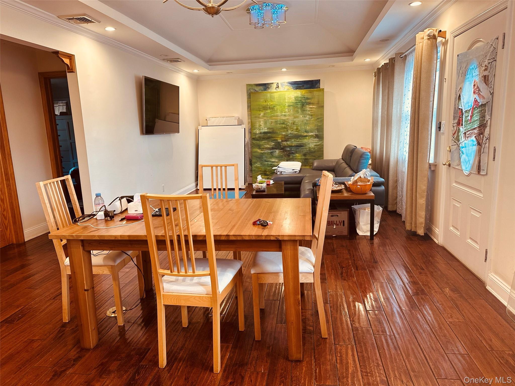 #6 photo, 100 Memphis Avenue, Floral Park , NY 11001