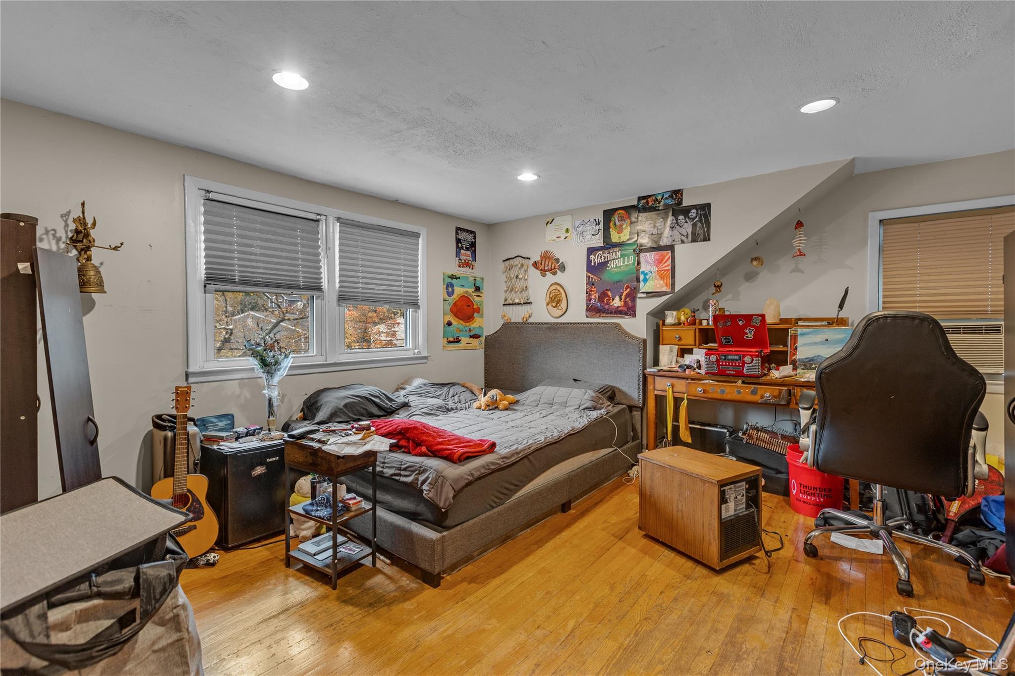 #15 photo, 263 Melville Road, Huntington , NY 11746