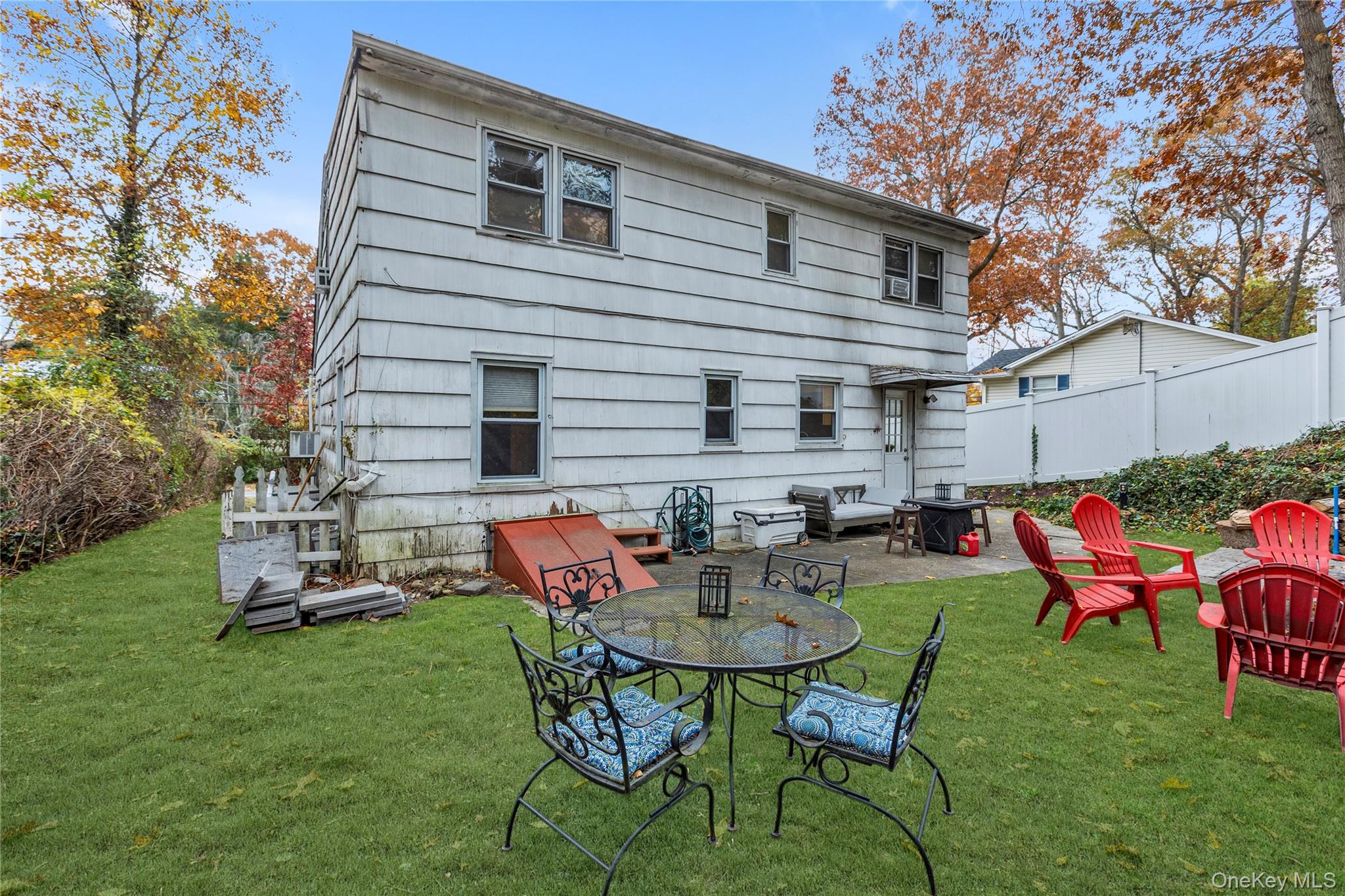 #17 photo, 263 Melville Road, Huntington , NY 11746