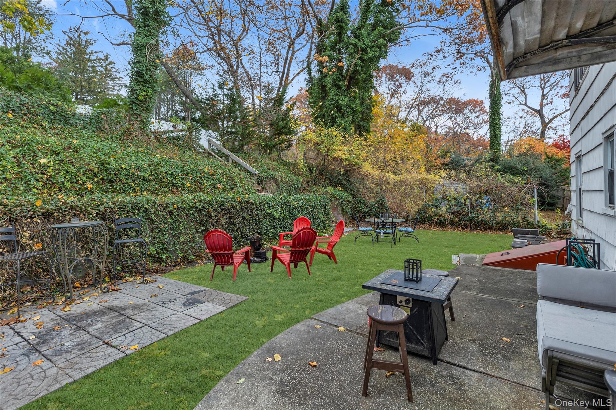 #19 photo, 263 Melville Road, Huntington , NY 11746