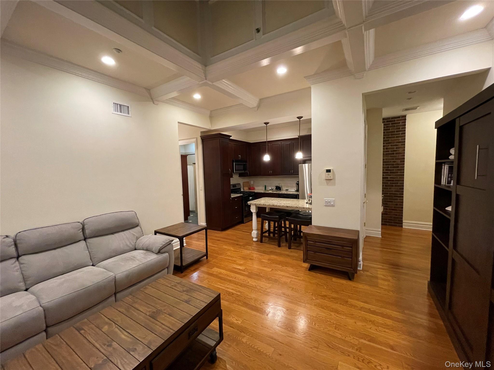 #4 photo, 377 New York Avenue, Huntington , NY 11743