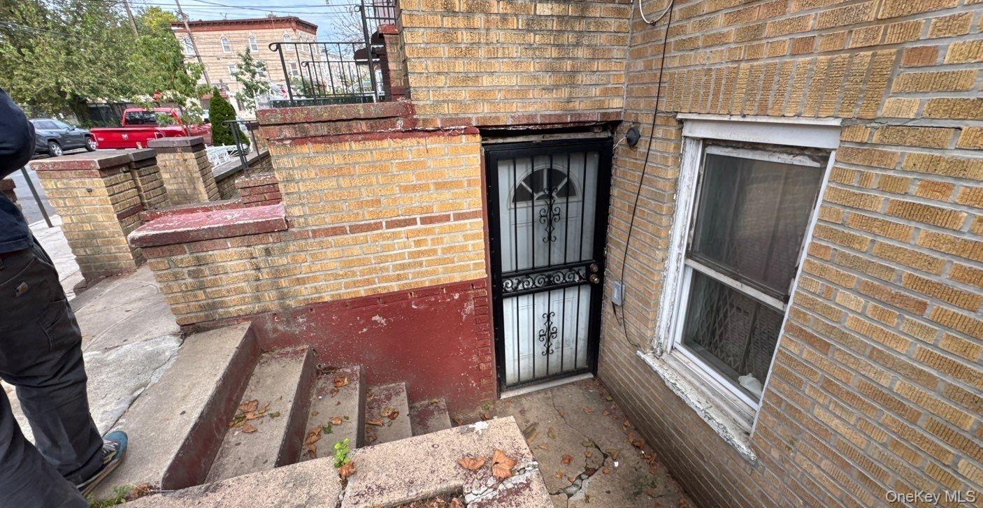 #2 photo, 393 Montauk Avenue, Brooklyn , NY 11208