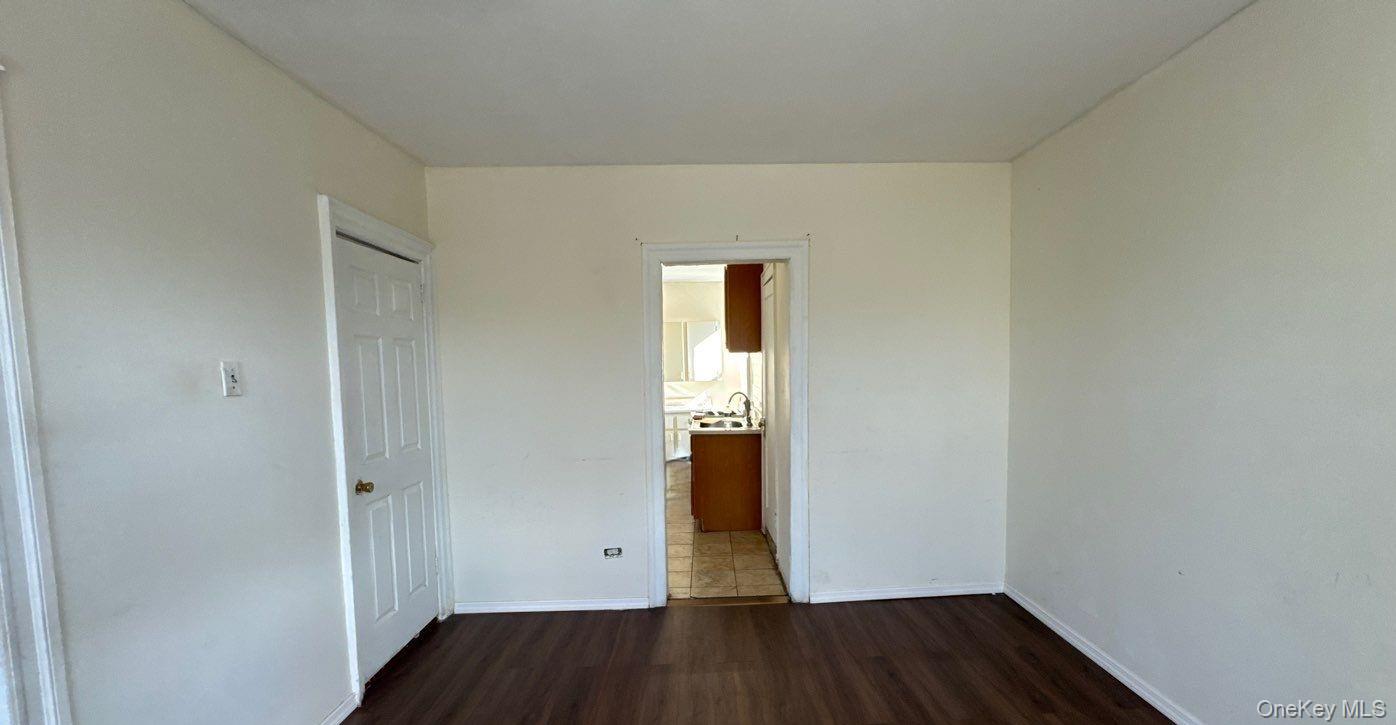 #4 photo, 393 Montauk Avenue, Brooklyn , NY 11208