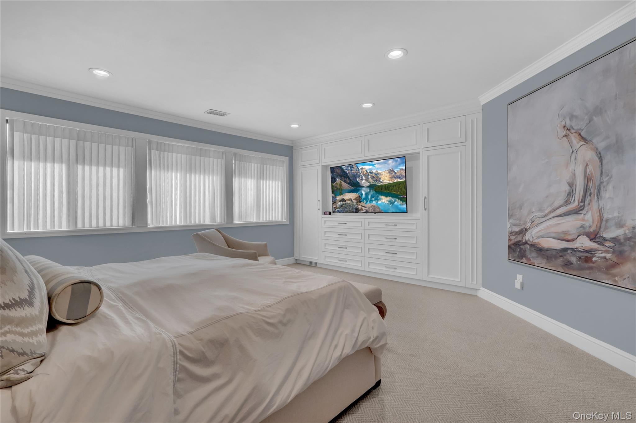 #16 photo, 4 Club Drive, Jericho , NY 11753