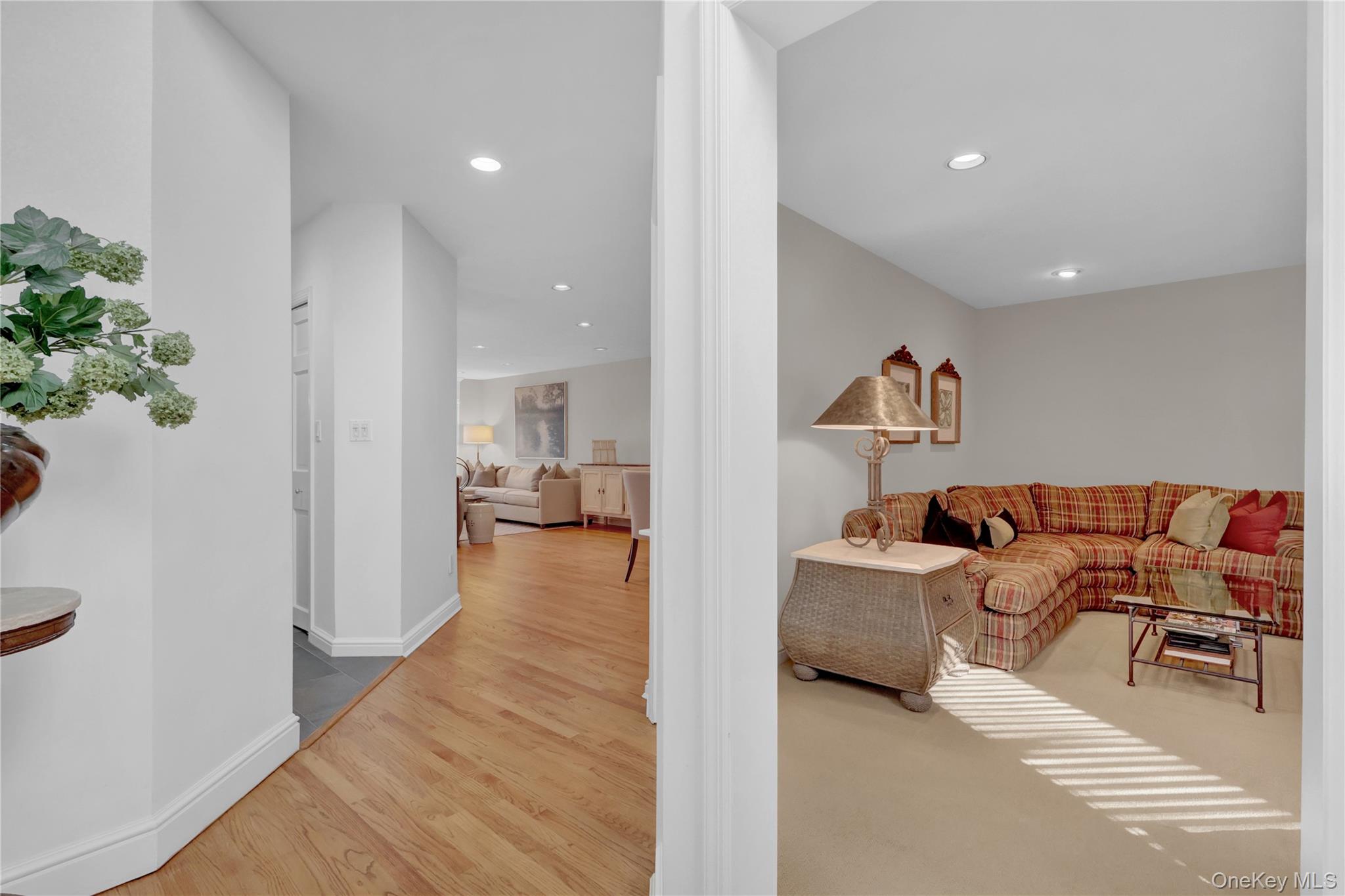 #5 photo, 4 Club Drive, Jericho , NY 11753