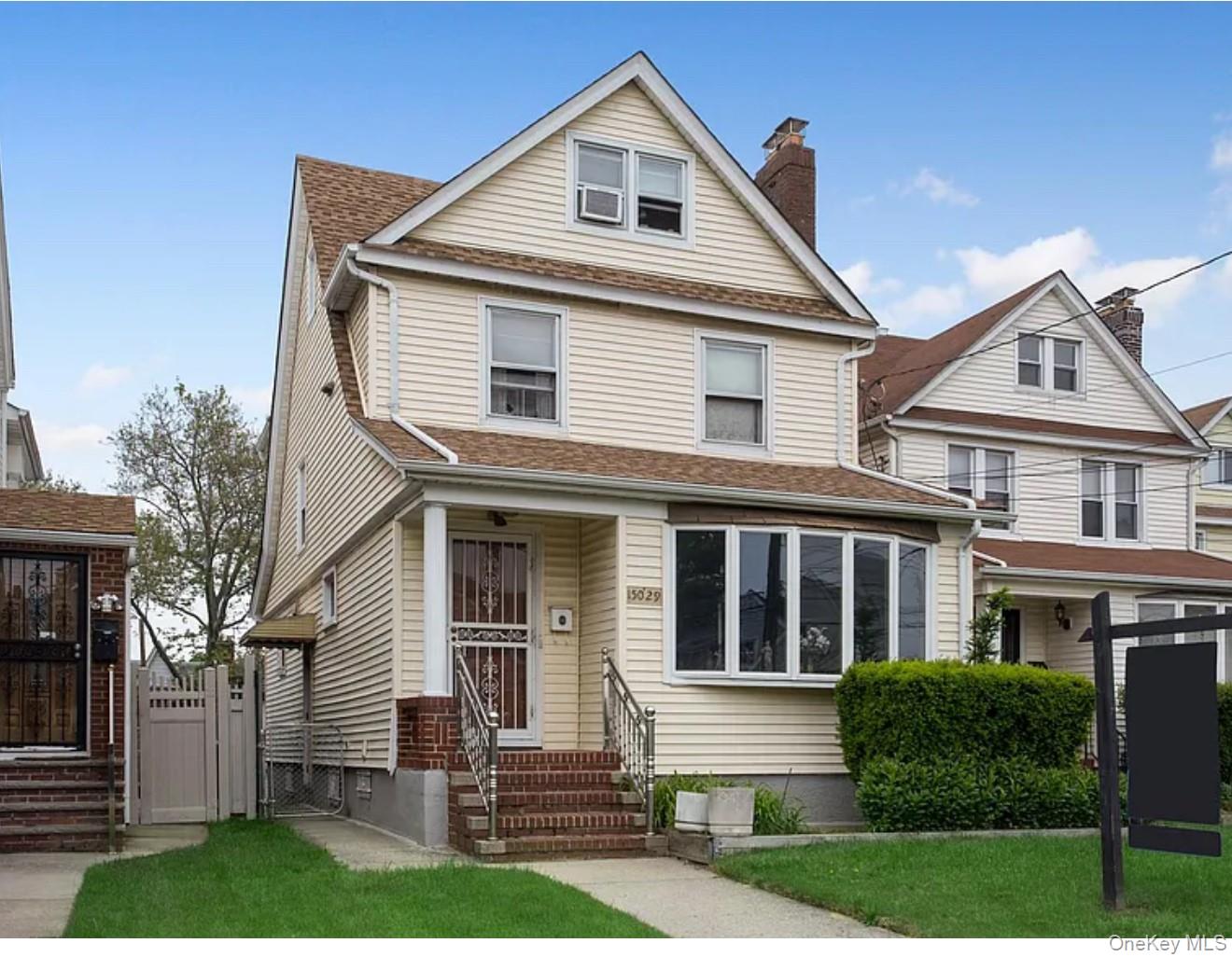 #1 photo, 150-29 84TH Road, Briarwood , NY 11432