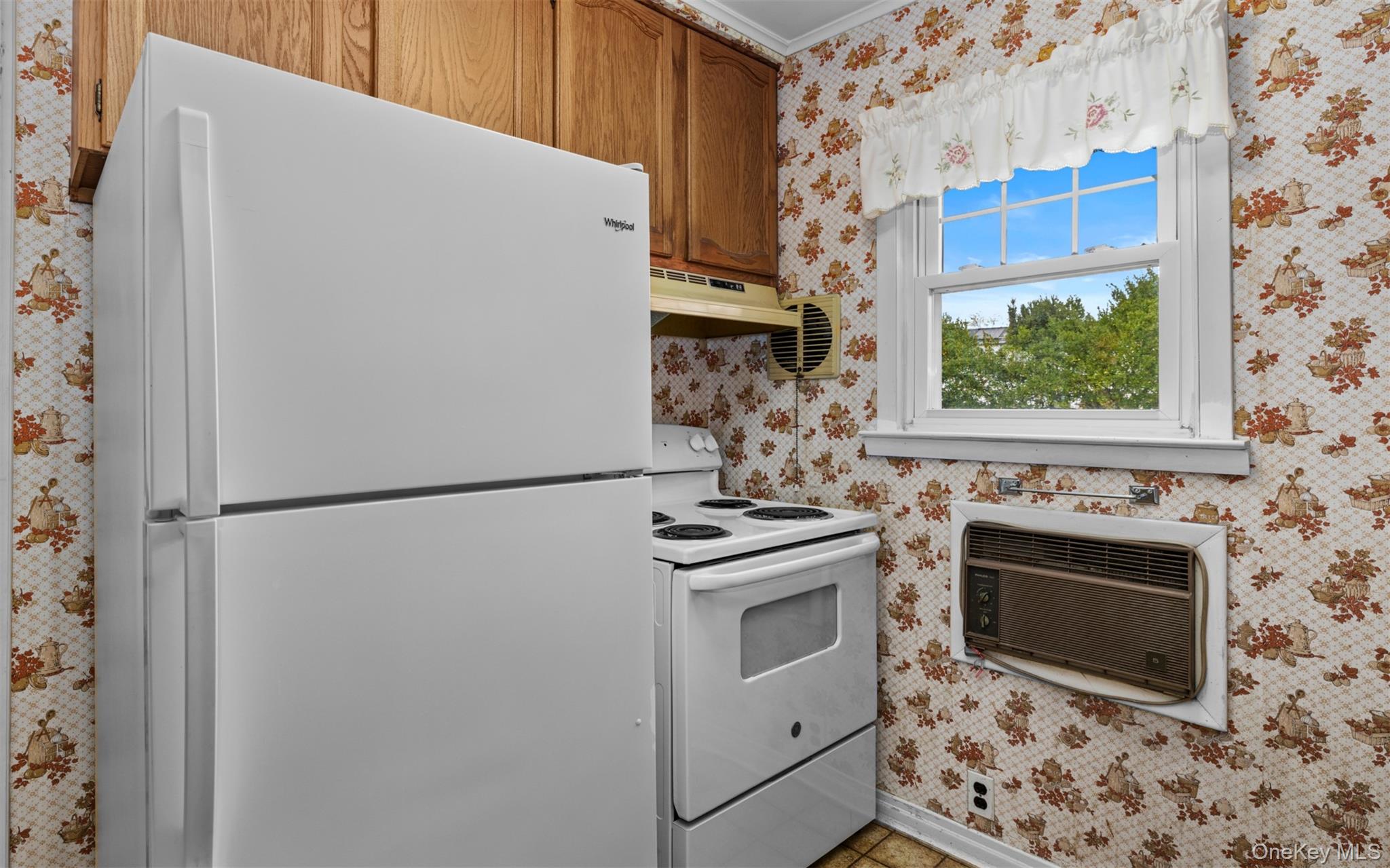 #12 photo, 107 Rose Drive, East Meadow , NY 11554