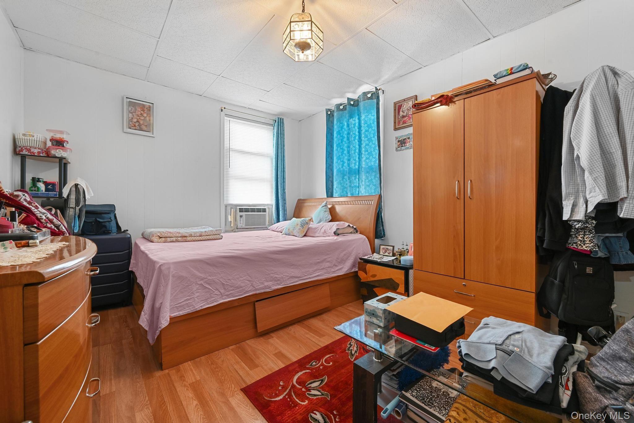 #19 photo, 90-16 76 Street, Woodhaven , NY 11421