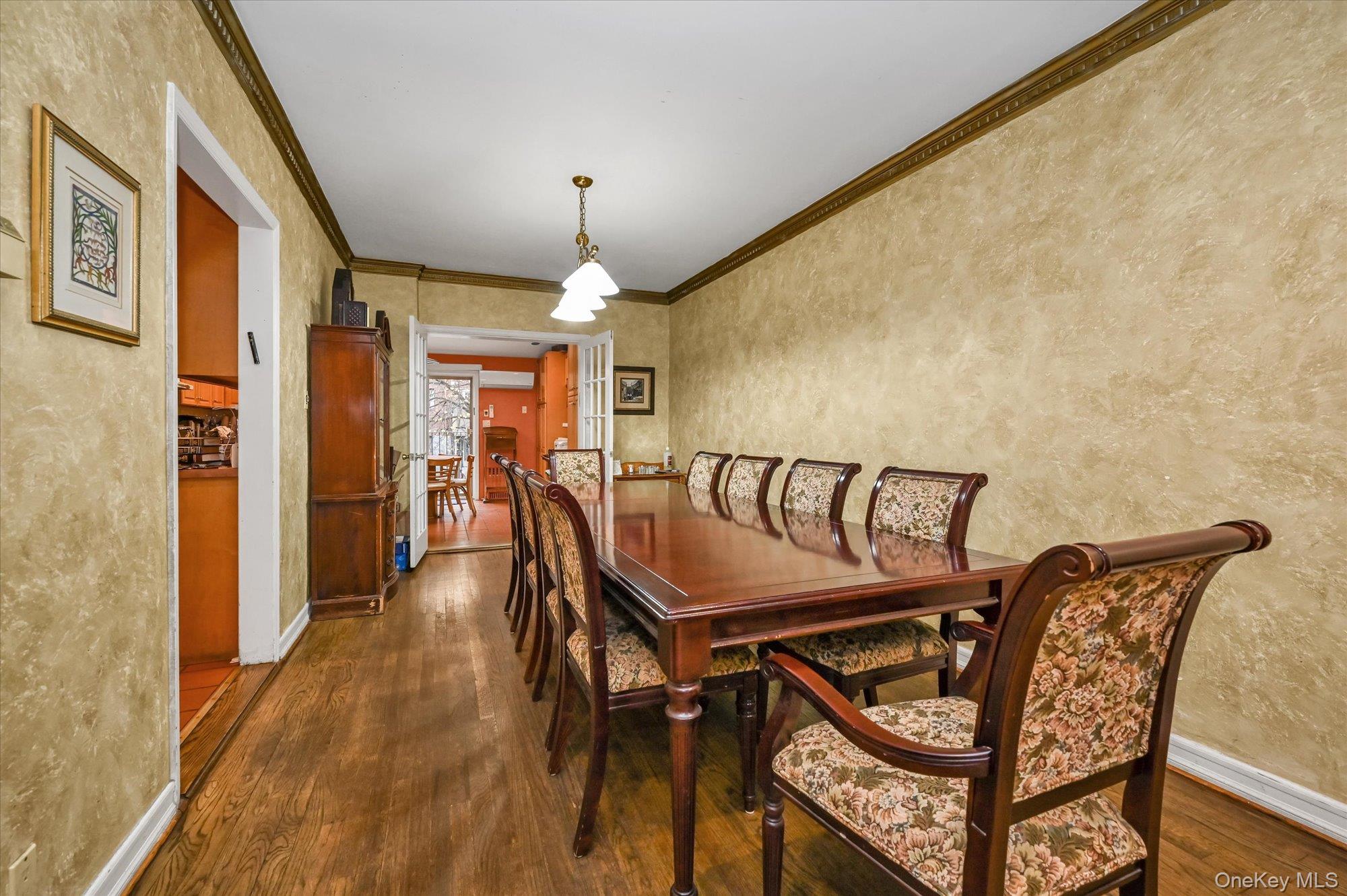 #4 photo, 73-41 141st Place, Kew Garden Hills , NY 11367