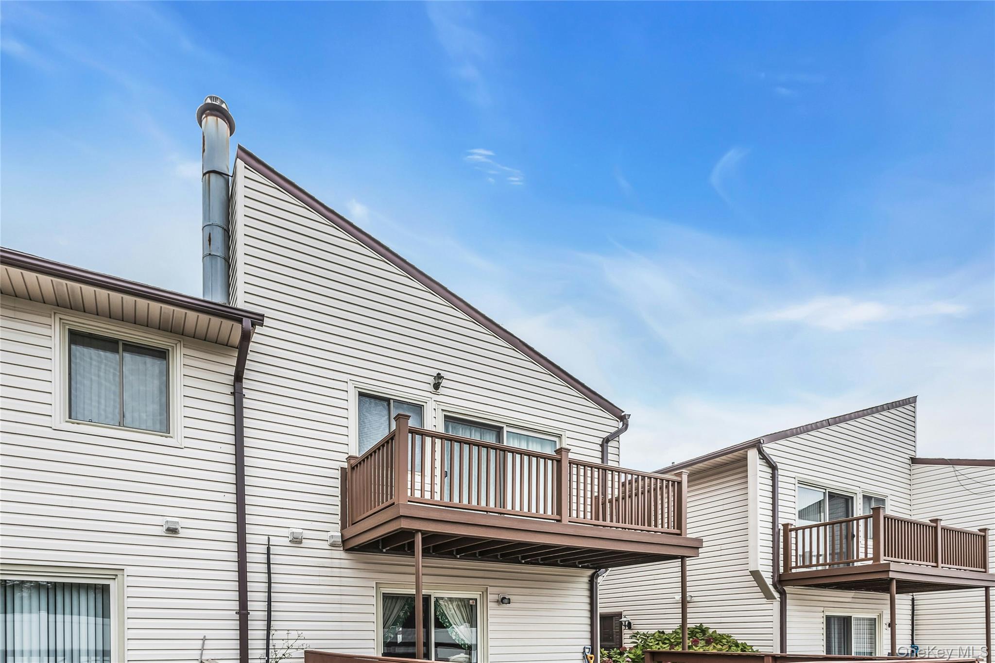 #9 photo, 650 Newbridge Road, East Meadow , NY 11554