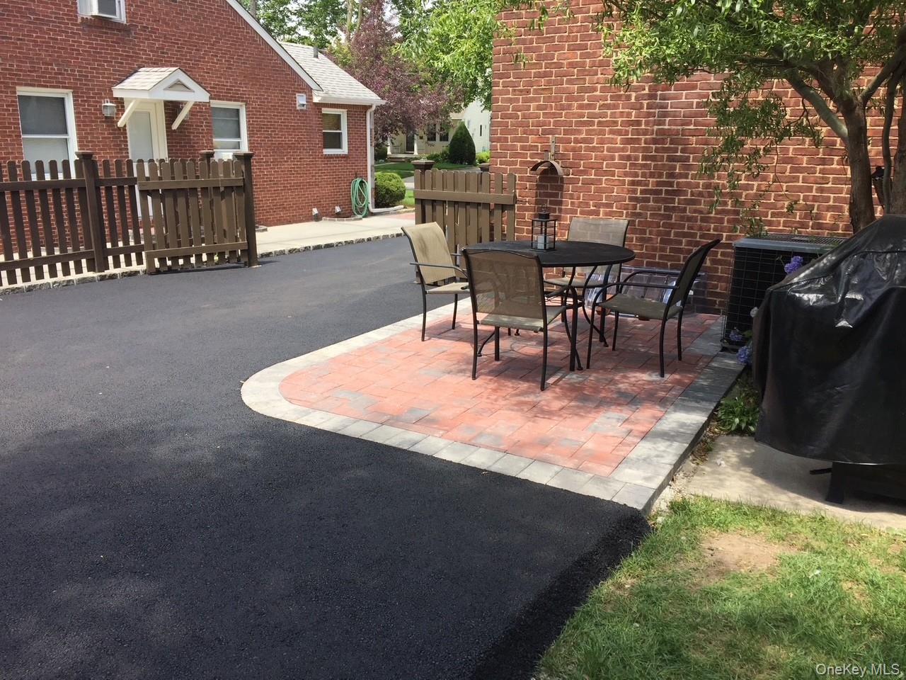 #5 photo, 73 Sheridan Avenue, Williston Park , NY 11596