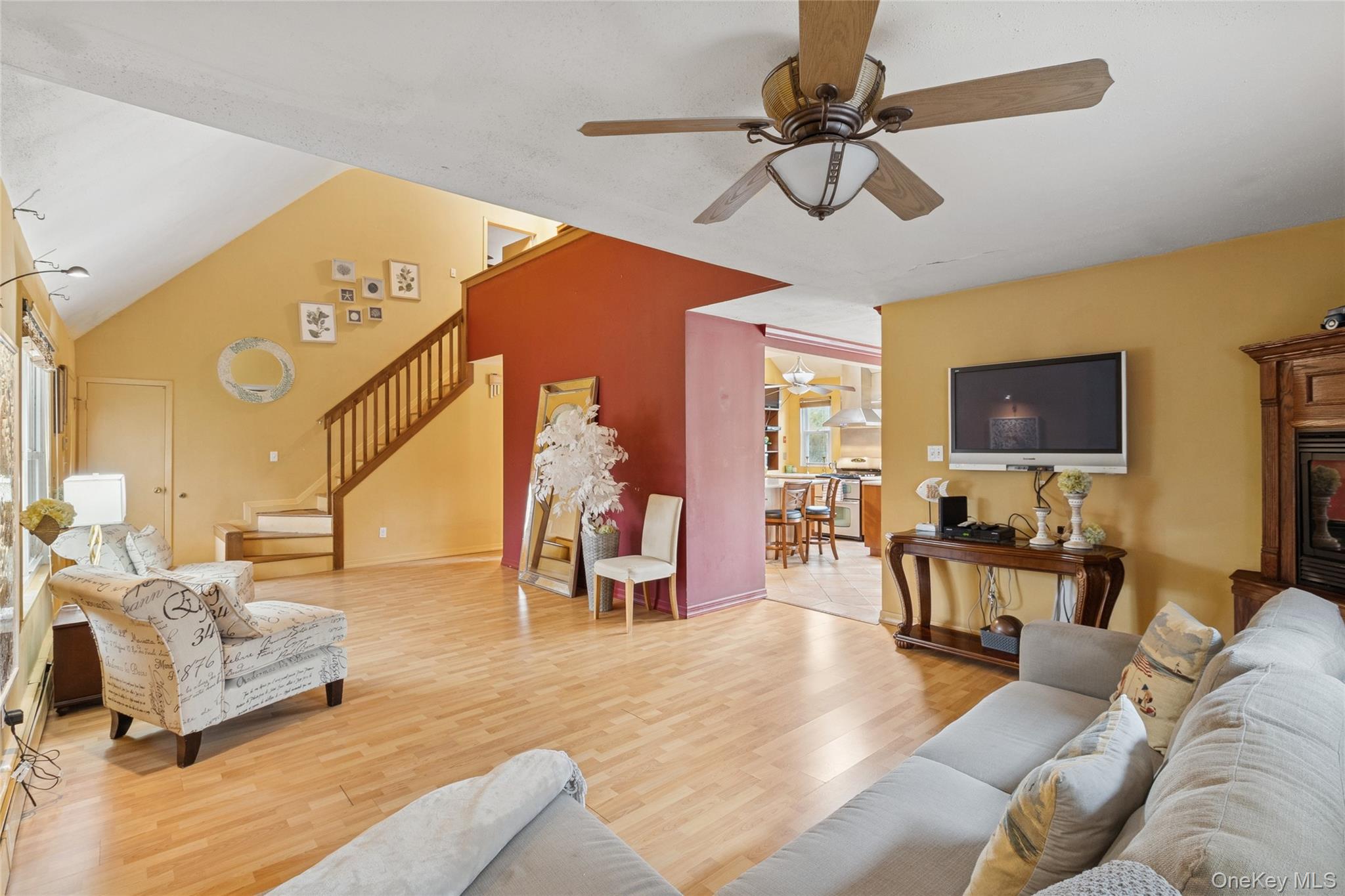 #13 photo, 3 Meadowgrass Lane, Southampton , NY 11968